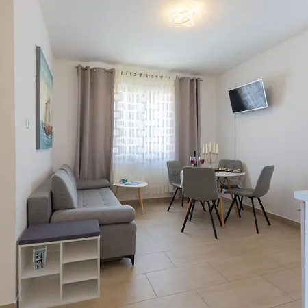 Apartment Sandstrand, No 2